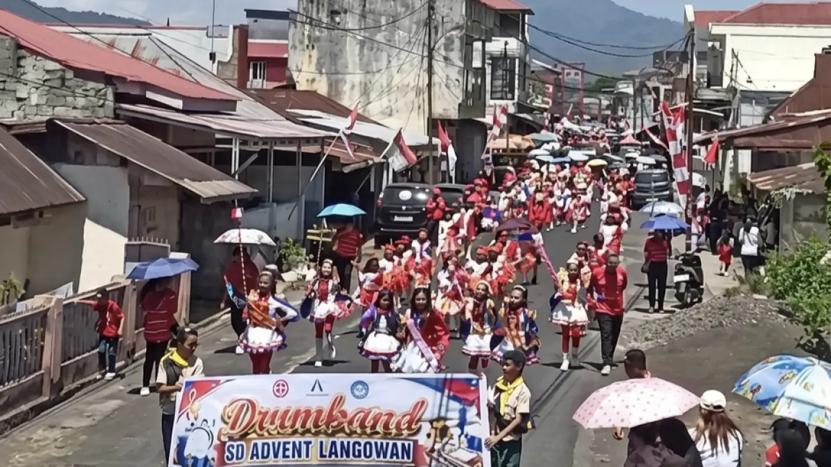 Karnaval PAUD, TK, Lomba Drumband di Kampung Presiden Langowan menuai sorotan. Panitia menyatakan akan melakukan evaluasi untuk memperbaiki pelaksanaan kegiatan ke depan.