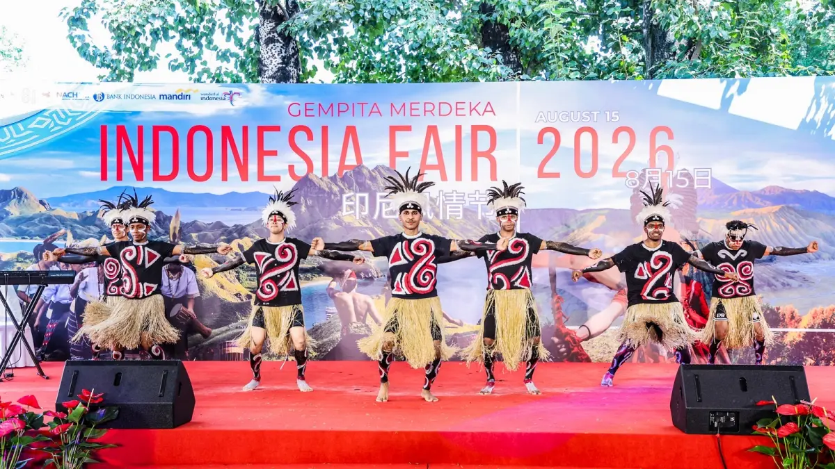 Irama musik besutan pemusik-pemusik asal Indonesia Timur yang popular saat ini,
semarakkan Indonesia Fair 2026, yang digelar di KBRI Beijing