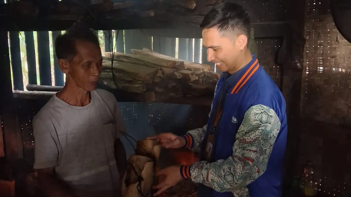 Cerita Mantri BRI yang Tak Gentar Menembus Jalan Terjal demi Layani Nasabah