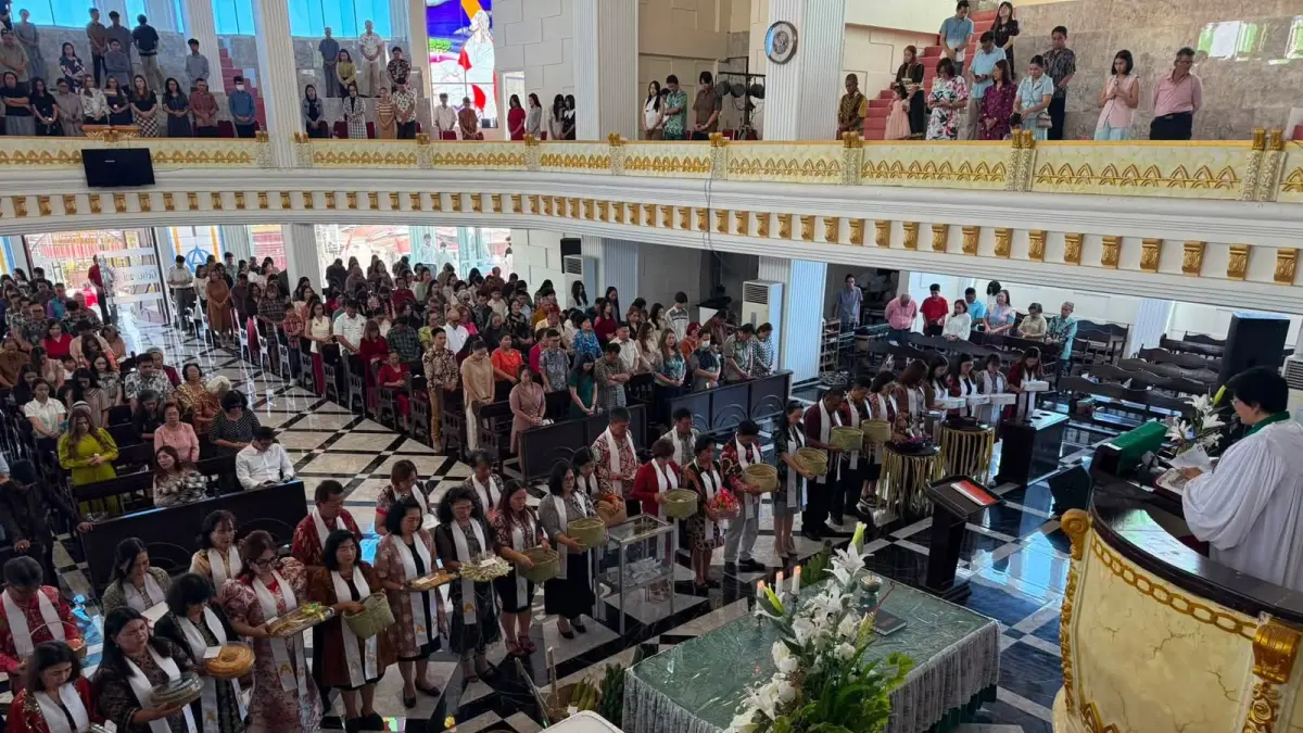 Perayaan Pengucapan Syukur di Getsemani Sakobar, Minggu (23/8).