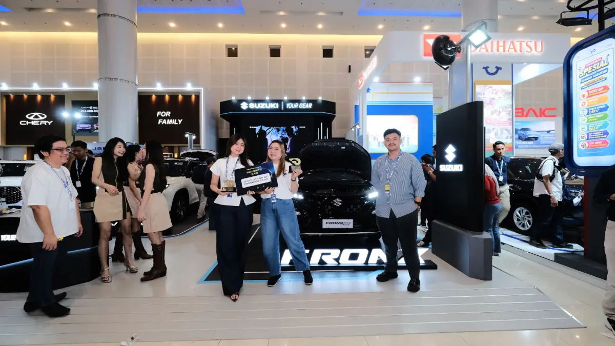 GIIAS Surabaya 2026 memberikan penghargaan kepada booth dan kendaraan favorit pilihan pengunjung.
