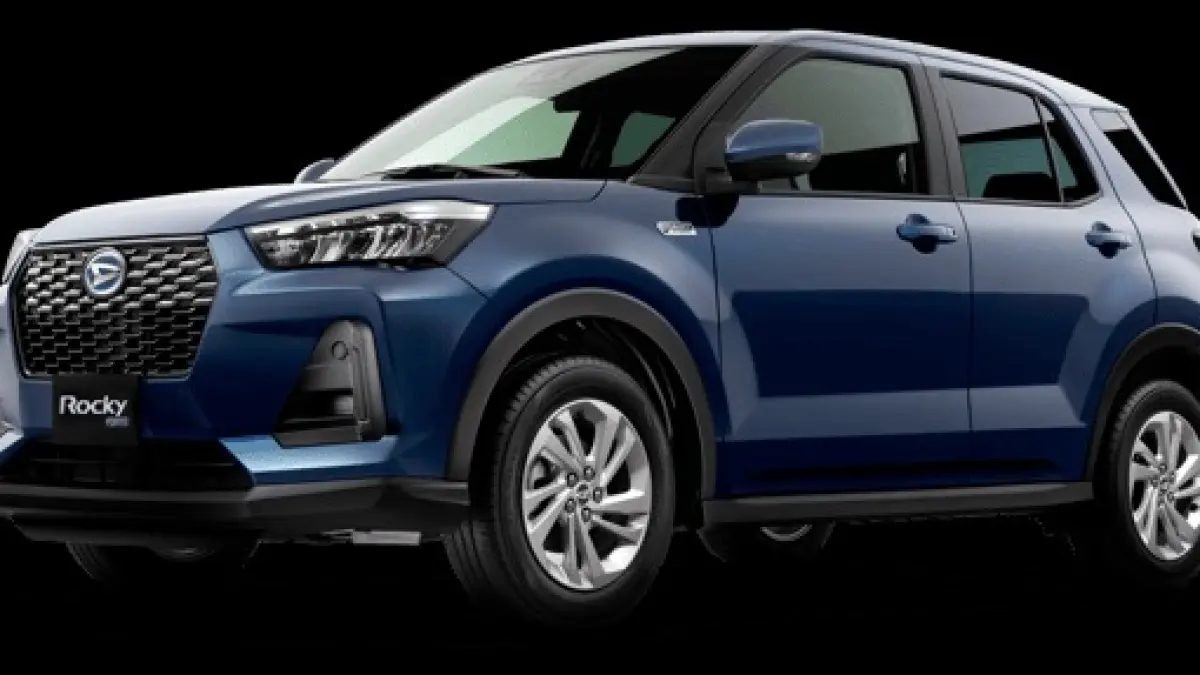 Daihatsu Rocky e-Smart Hybrid Tampak Depan