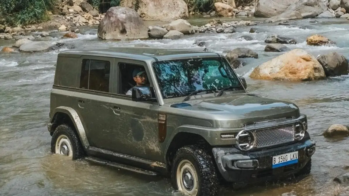 Terinspirasi mobil Inggris, iCAR V23 milik Den Dimas tampil dengan konsep modifikasi simpel klasik yang menghadirkan performa off-road di atas ekspektasi