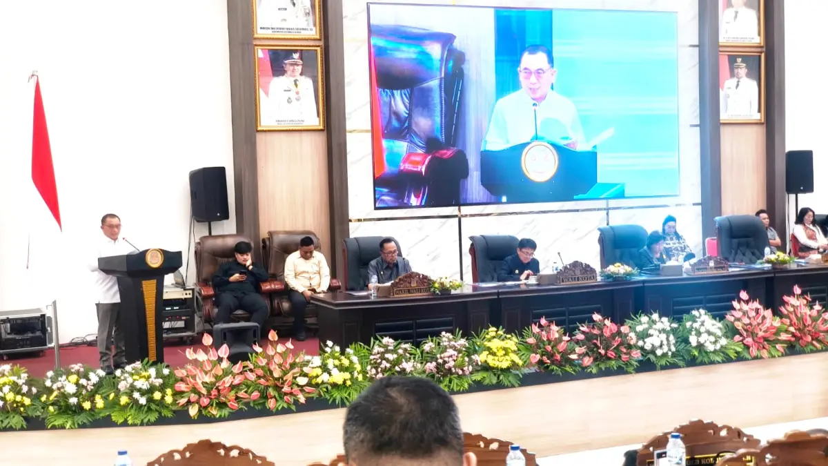Ketua Bapemperda saat menyampaikan laporan terkait 4 Ranperda dalam rapat paripurna, Satu (6/9)