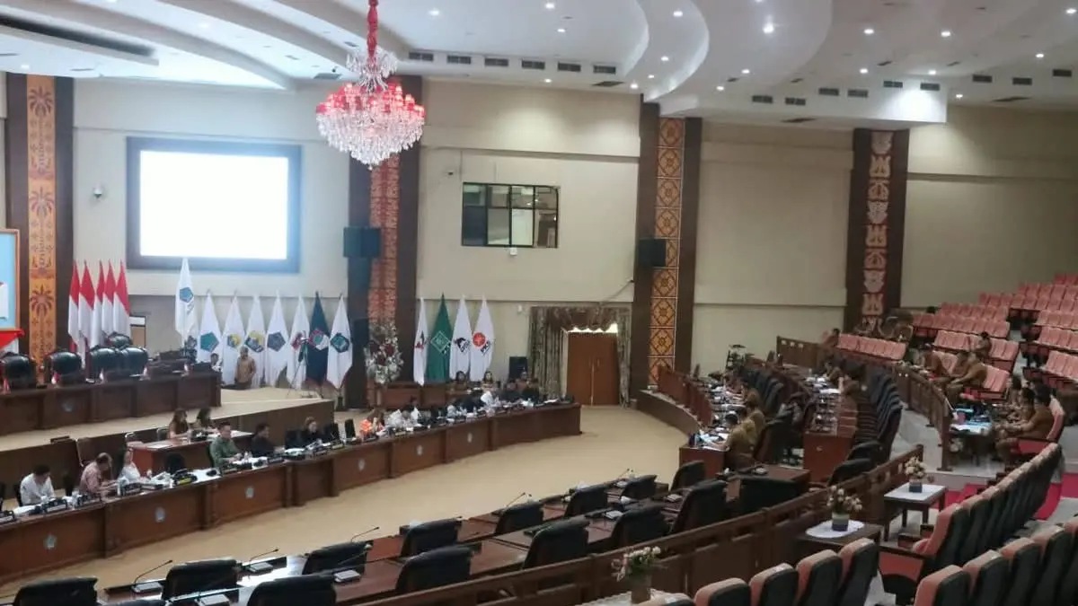 Badan Anggaran DPRD Sulawesi Utara bersama Tim Anggaran Pemerintah Daerah membahas KUA PPAS Perubahan Tahun 2026.