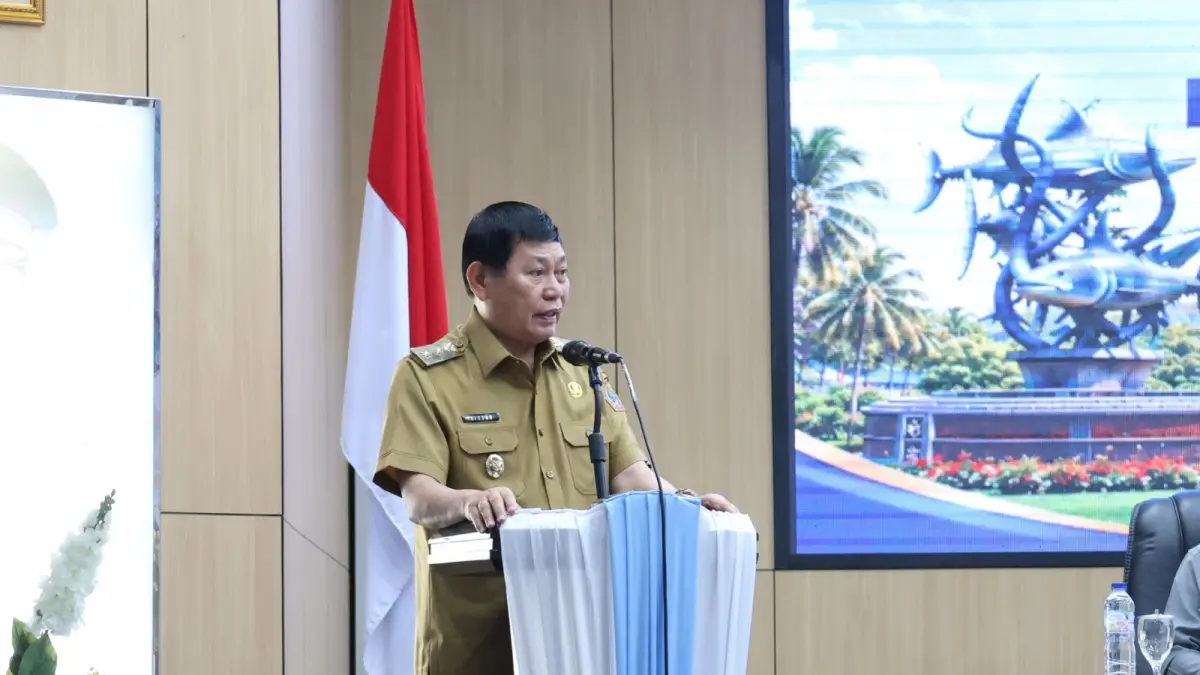 Wakil Gubernur Sulawesi Utara Dr Victor Mailangkay