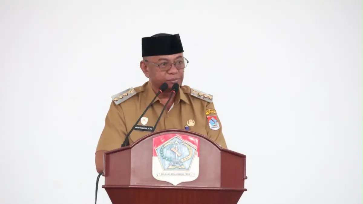 Bupati Oskar Manoppo mendorong moderasi beragama diterapkan dalam kehidupan sehari-hari untuk menjaga kerukunan masyarakat Boltim.