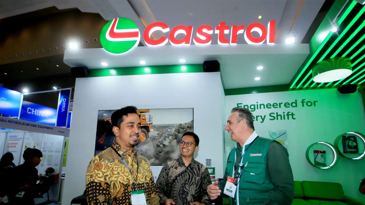Castrol memperkenalkan solusi pelumasan dan keahlian teknis untuk membantu mengoptimalkan performa alat berat.