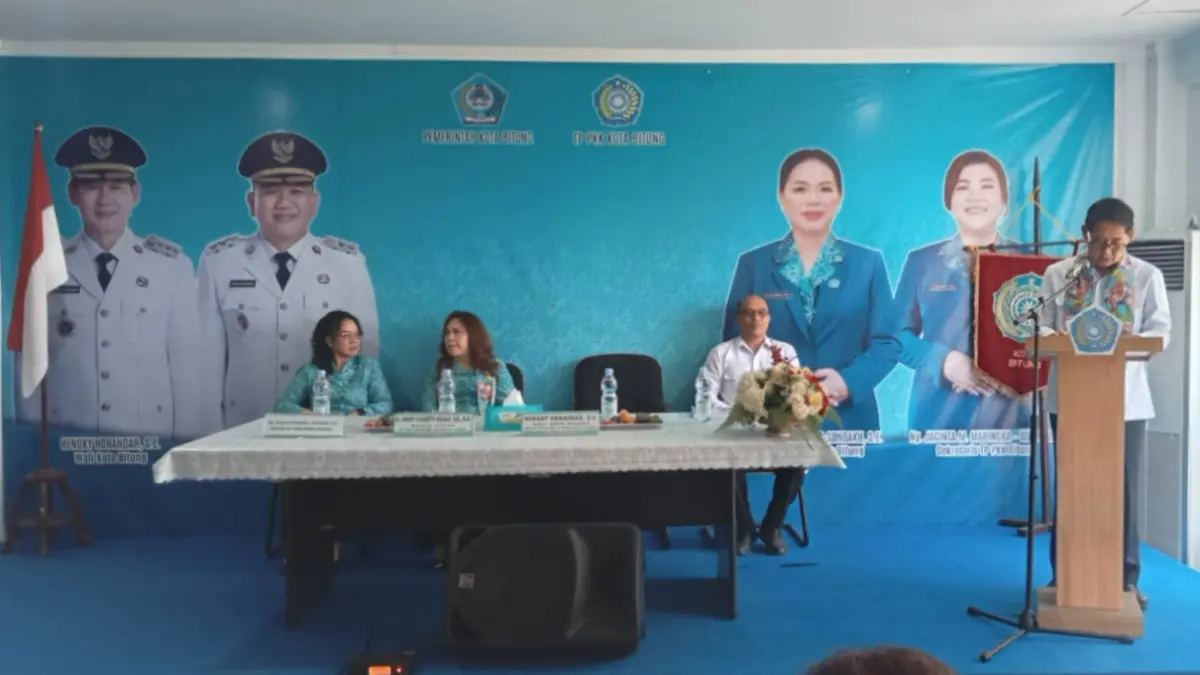 Wali Kota Bitung Hengky Honandar membawakan sambutan saat menyambut kedatangan tim penilai lomba PKK tingkat Provinsi Sulut.(Dok Istimewa)