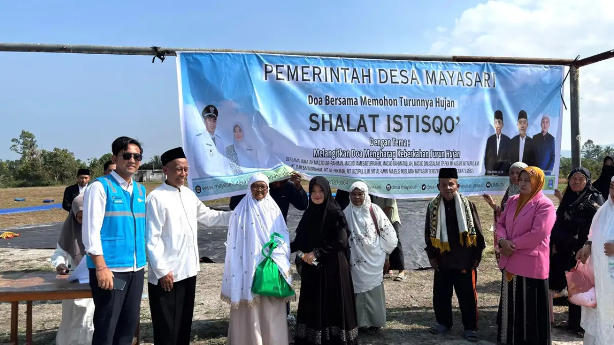 YBM PLN UP3 Palu Bersama Pemdes Mayasari Gelar Ikhtiar Istisqo dan Berbagi untuk Dhuafa