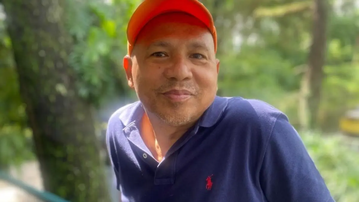Penulis Suhendro Boroma