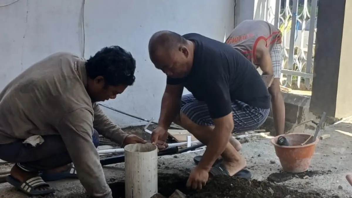 Pembuatan loseda untuk pengolahan sampah.