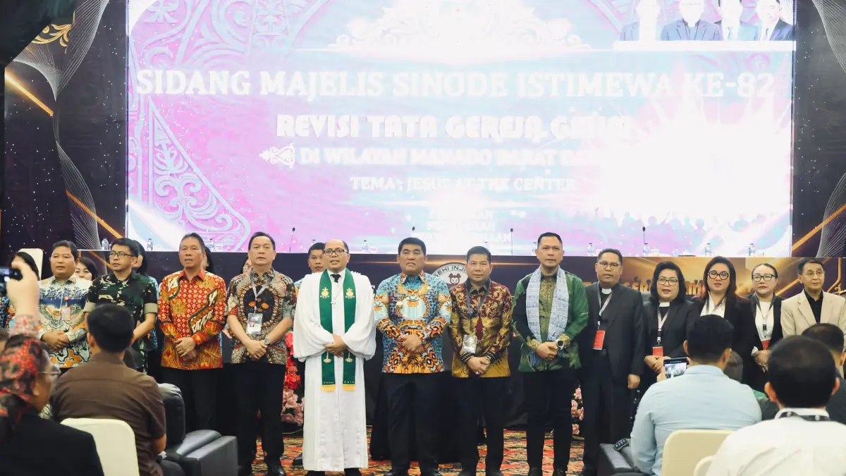 RESMI: Bupati Minahasa Selatan Franky Donny Wongkar, dalam Sidang Majelis Sinode Istimewa (SMSI) ke-82 GMIM Tahun 2026 yang berlangsung di Wilayah Manado Barat Daya, Kamis (24/9).