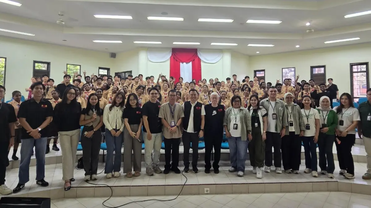 IMA Goes to Schools, Jumat (25/9), berbagi ilmu dengan pelajar di SMU Lokon Tomohon.