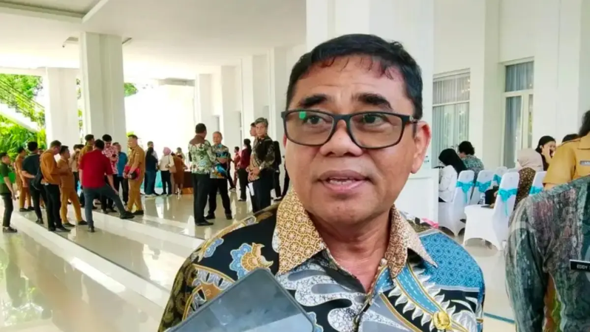Plt Bupati Sitaro Heronimus Makainas
