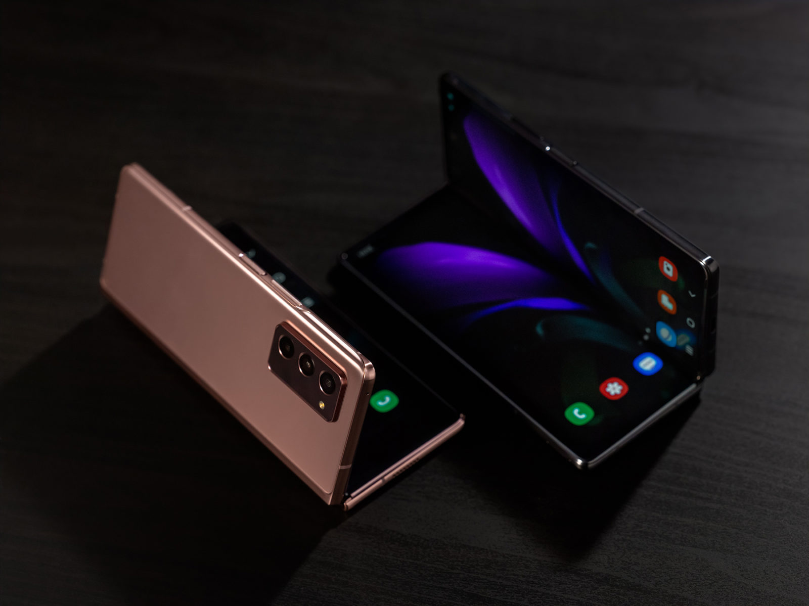 Galaxy Z Fold2, inovasi futuristik dari Samsung. Foto: Dok Samsung Indonesia.
