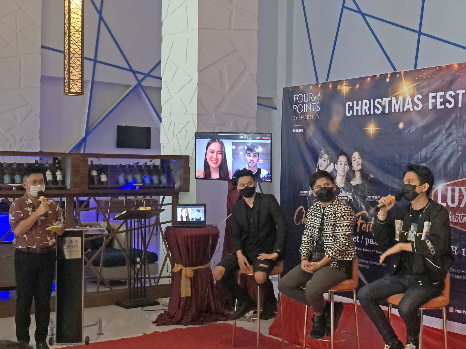 Press conference menghadirkan para red carpet host dan performer yang akan tampil di acara malam tahun baru Four Points by Sheraton Manado, Kamis (10/12). (Kenjiro/Manado Post)