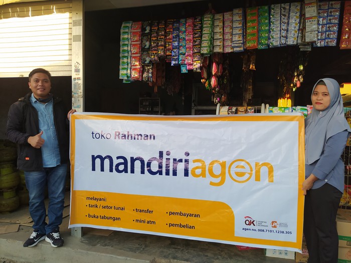 Bank Mandiri terus melayani nasabah di seluruh Indonesia salah satunya melalui layanan agen bank.