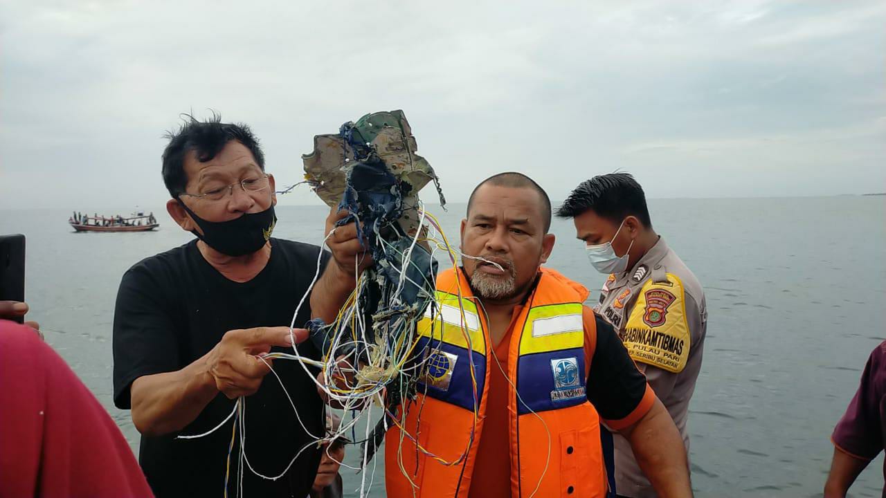 Salah satu komponen kabel yang ditemukan di Sekitar Kepulauan Seribu. (Istimewa)