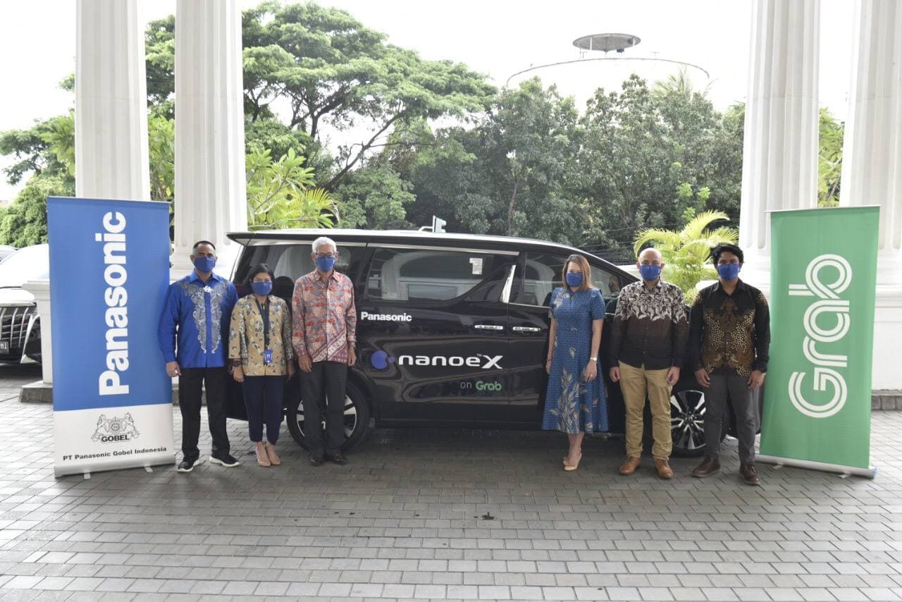 Panasonic Corporation melakukan kerjasama dengan Grab Holdings Inc (Grab) menggunakan nanoe™ X untuk kenyamanan pelanggan dan penumpang GrabCar Premium.
