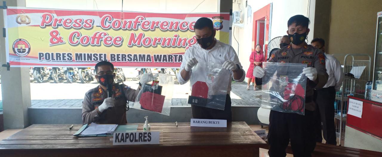 Press conference yang digelar Polres Minsel terkait hasil Lab Forensik dwri kematian Kaban BPBD Minsel Rudy Tumiwa.