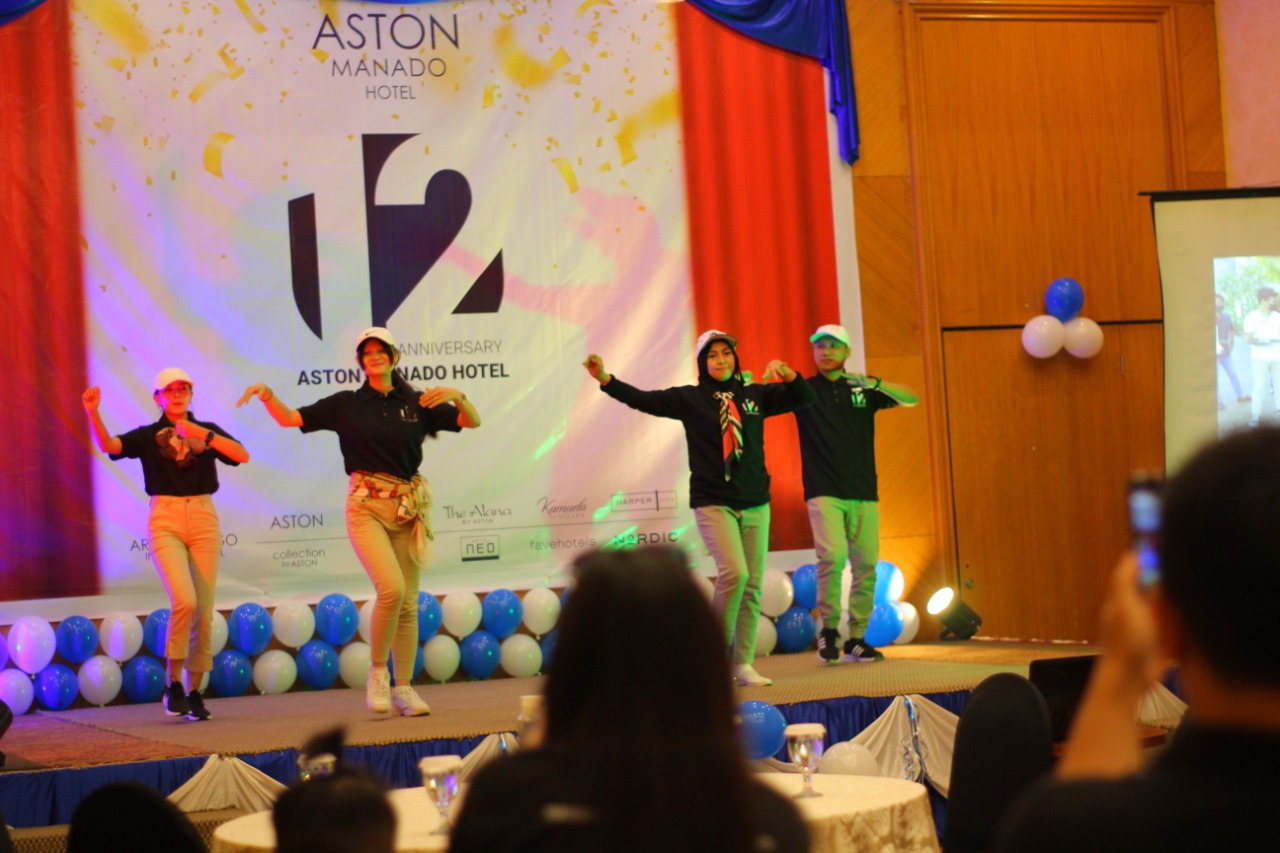Suasana perayaan HUT 12 Tahun Aston Hotel Manado, Sabtu (1/5) lalu.