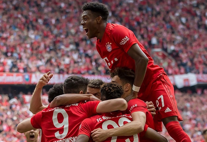 Skuad Bayern Munich rayakan kemenangan. (Istimewa)