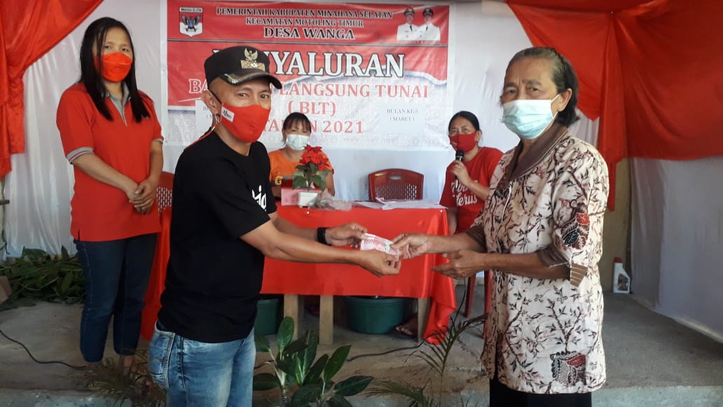 Salah satu program Pemdes Wanga Esa dalam upaya Pemulihan Ekonomi Nasional (PEN) adalah dengan menyalurkan Bantuan Langsung Tunai (BLT) Dana Desa bulan ketiga.