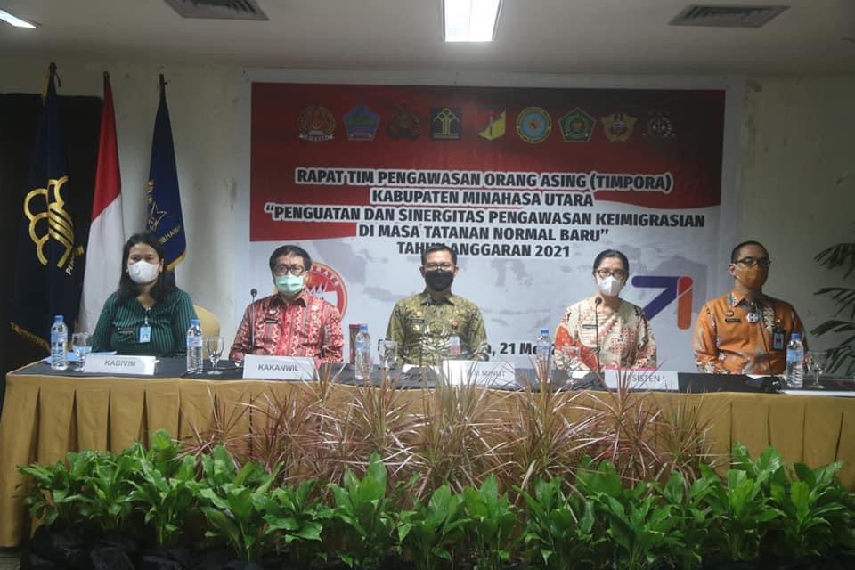 Para Warga Negara Asing (WNA) yang berkunjung ke Tanah Tonsea, diawasi ketat.