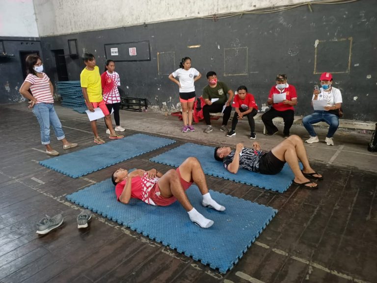 SELEKSI: 63 atlet Sulut, mulai mengikuti pengukuran fisik, dalam persiapan PON Papua nanti. (Balladewa/MP)