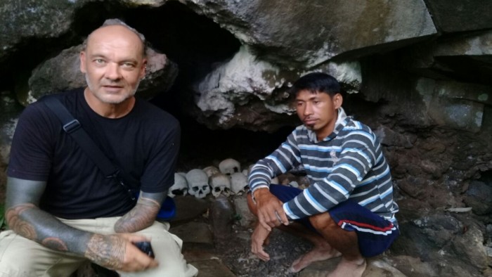 Liang Tembo Di Kampung Tanaki Sitaro