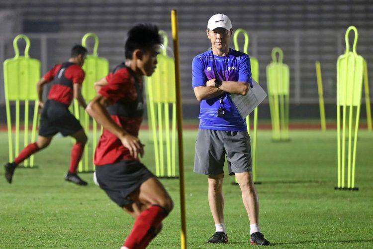 Pelatih timnas Indonesia Shin Tae-yong. (Jawa Pos)
