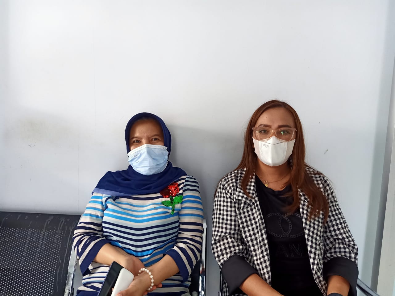 Kadis Kesehatan dr Maya Rambitan Dirut RSUD Tondano dr Maryani Suronoto.