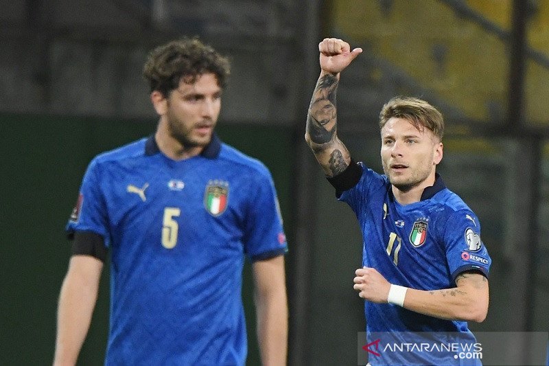 Penyerang tim nasional Italia Ciro Immobile (kanan). (ANTARA/REUTERS/Alberto Lingria)