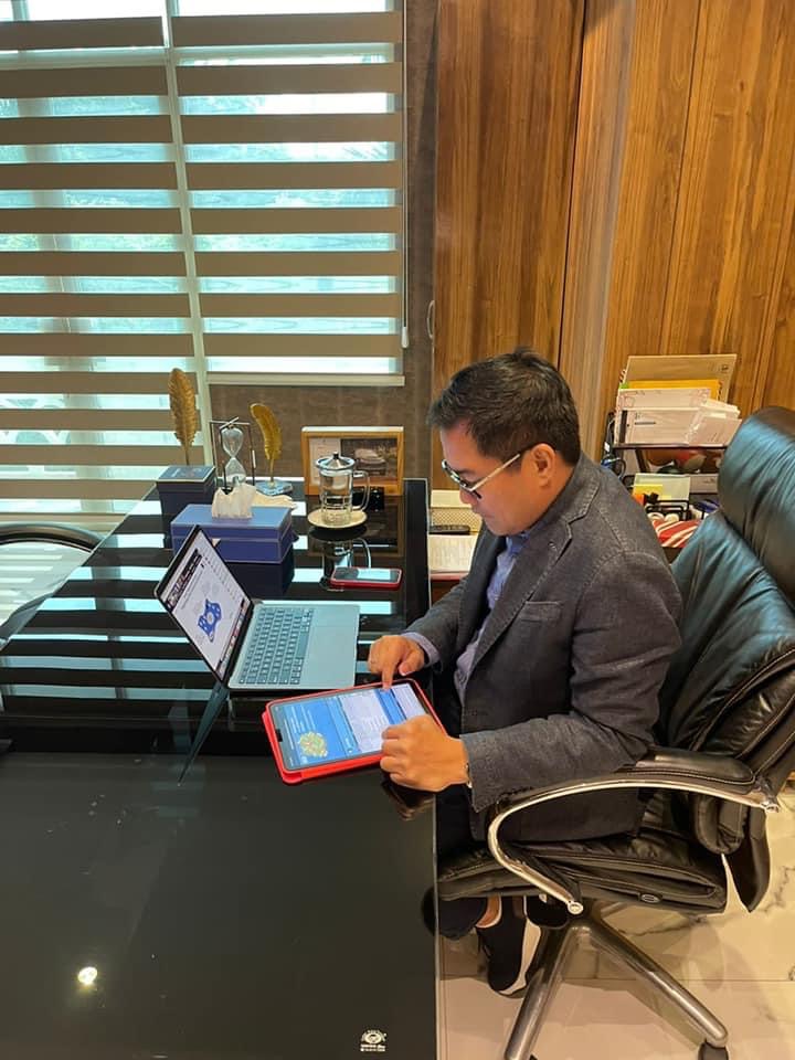 Bupati Minut Joune Ganda mengikuti rapat penyusunan usulan APBN serta sharing APBD TA 2022 Pada 5 Destinasi Pariwisata Super Prioritas dan 2 Kawasan Strategis Pariwisata Nasional (KSPN), Rabu (8/9).