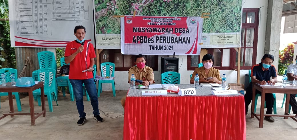 Pelaksanaan musyawarah Desa Lompad Baru, Kecamatan Ranoyapo digelar berprotokol kesehatan covid-19.