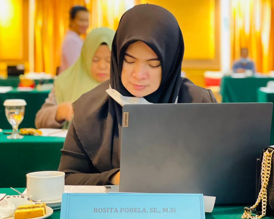 Istri Wabup Boltim, Rosita Pobela SE MSi, saat pelaksanaan assessment. (Dok Pribadi)