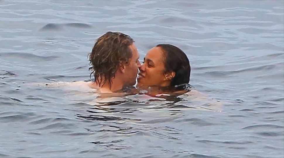 Tom Hiddleston bersama Zawe Ashton (Istimewa)