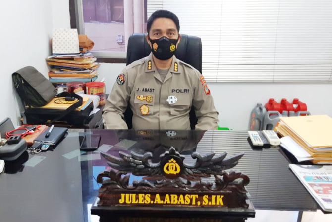 Kabid Humas Polda Sulawesi Utara Kombes Pol Jules Abraham Abast SIK
