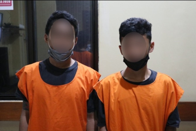 Kedua pelaku dibekuk Tim Macan Polresta Manado