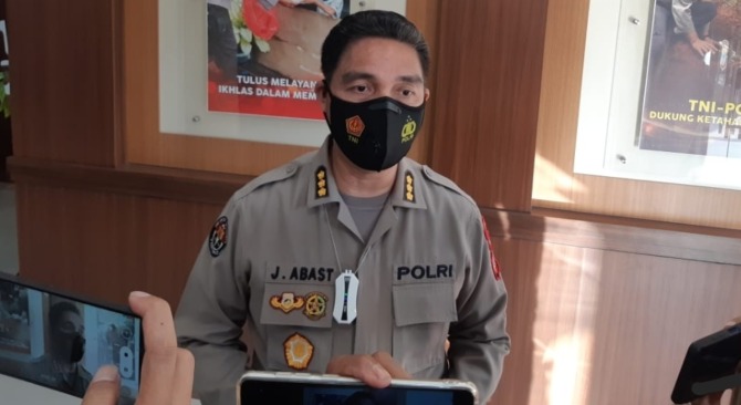 Kabid Humas Polda Sulut Kombes Pol Jules Abast