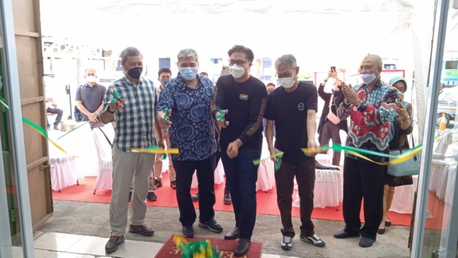 Grand Opening Showroom Benelli-Keeway di Jl. R. W. Monginsidi No. 32, Manado, Sabtu (3/12) pekan lalu.