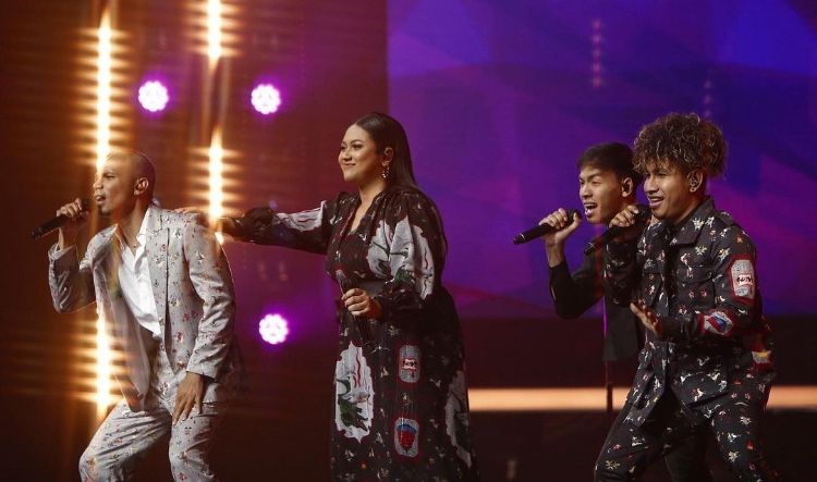 Allan Anderson bersama rekannya dalam 2ND CHANCE saat tampil di babak Gala Live Show 2 X Factor Indonesia 2021 (Istimewa)