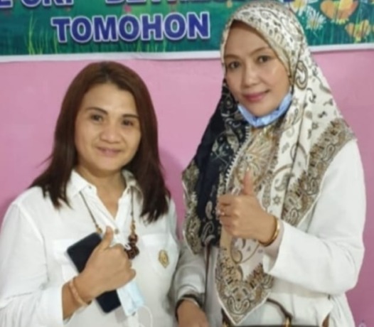 Ketua DPD FPPI Sulut Grace Rumimpunu (kiri) bersama Korwil FPPI Indonesia Timur Fianne Sanger SE
