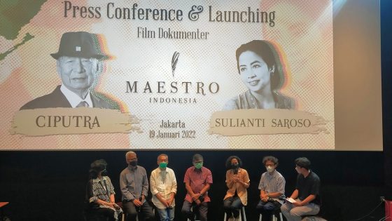 Jumpa pers film dokumenter Ir. Ciputra dan dokter Sulianti Suroso di bilangan SCBD Sudirman Jakarta Selatan Rabu (19/1). (Abdul Rahman/JawaPos.com)
