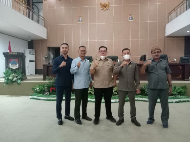 Enam partai politik di DPRD Bolaang Mongondow Timur (Boltim) sepakat membentuk fraksi baru yang bernama Nasional Totabuan (NATO).