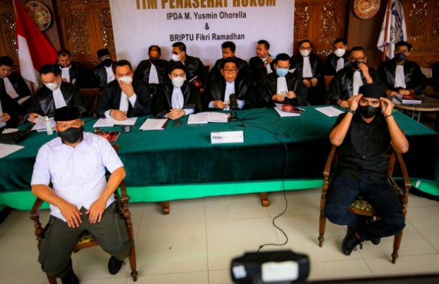 riptu Fikri Ramadhan dan Ipda M Yusmin Ohorella. (Dok JawaPos.com)