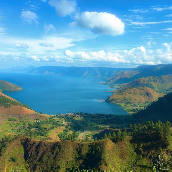 Pesona Danau Toba (Foto: Indonesia.travel)
