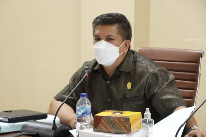 Hendry Walukouw