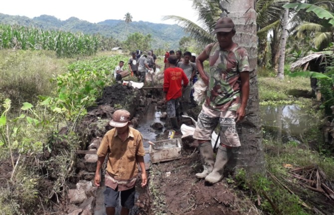 Progres pengerjaan Program Percepatan Peningkatan Tata Guna Air Irigasi (P3-TGAI) di Desa Bongkudai Barat, Kecamatan Modayag Barat, Kabupaten Bolaang Mongondow Timur (Boltim).